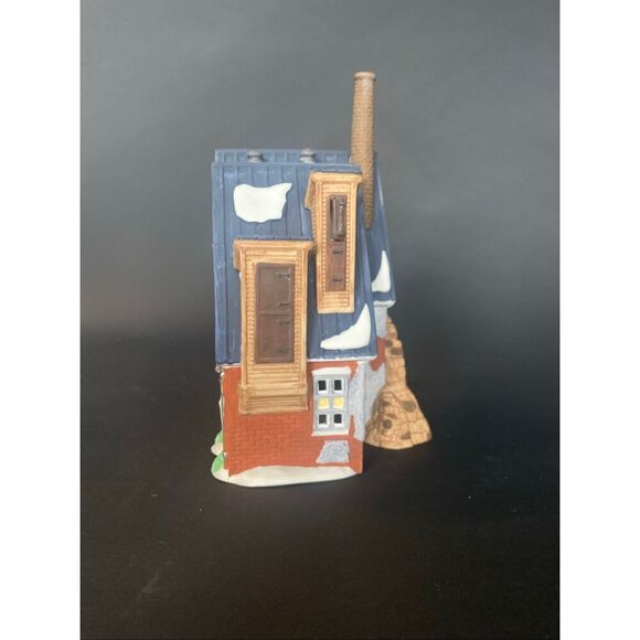 Department 56 Yankee Jud Bell Casting House - Picture 7 of 7
